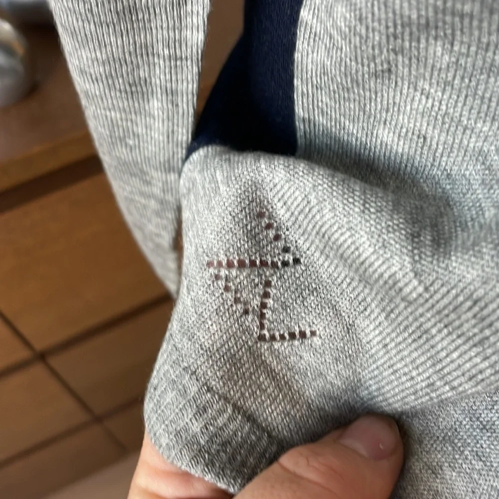 ZADIG & VOLTAIRE Skull ☠️ Jewel 💎 Navy and Gray cardigan - Picture 5 of 6